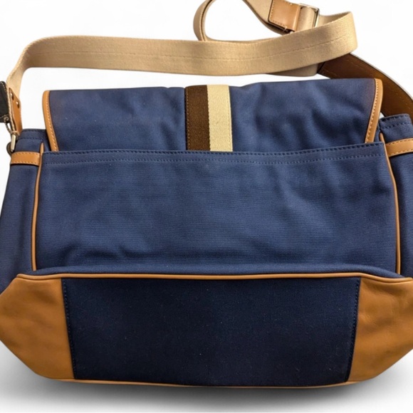 Coach Voyager Messenger Bag in Blue Canvas w/ Brown Leather Trim - Picture 3 of 8